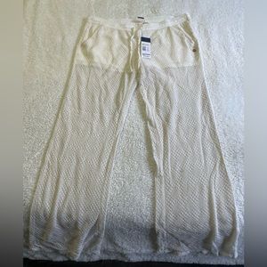 Women’s Large Roxy pants